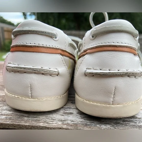 Coach Yellow and Cream Boat Loafer Flats Size 7 In Box!! - Picture 4 of 9